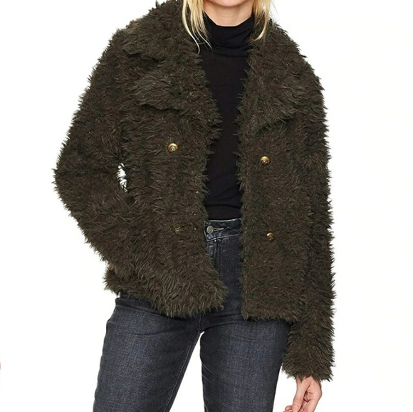 Vero Moda Jackets & Blazers - 🥳SALE🥳 Vero Moda Faux Fur Jacket size Medium NEW